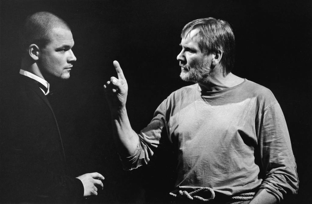 Antonius a Kleopatra - 12.06.1999, Martin Preiss (Maecenas), Jiří Štěpnička (Enobarbus) Foto: Hana Smejkalová